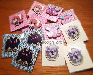 Assortment of packaged pins